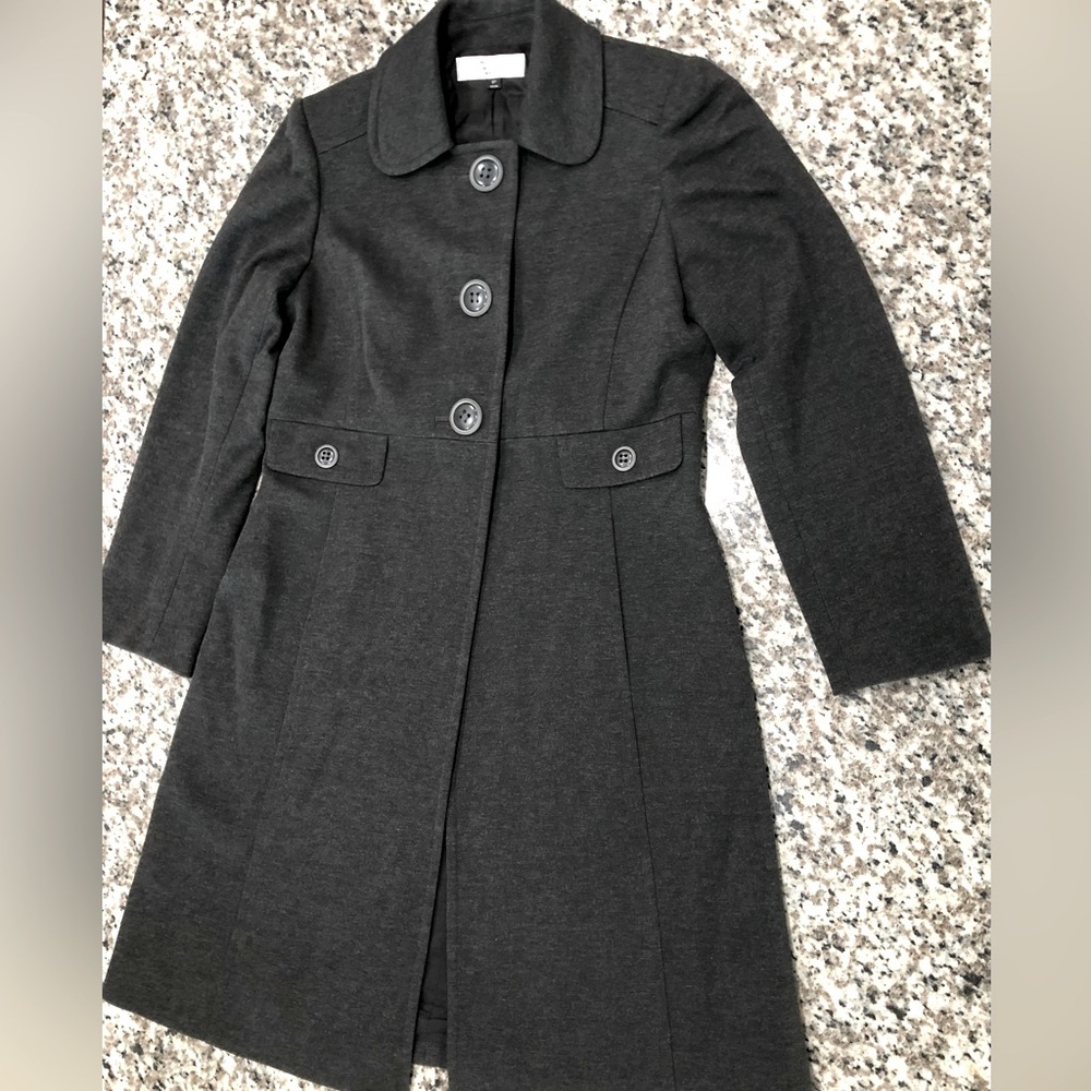 Like New super cute Tahari Arthur S. Levine Heather Grey Pea Coat!